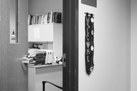 Students often walk through the doors of school psychologists or social workers’ offices to seek guidance. Photo by Kobi Weinberg. 