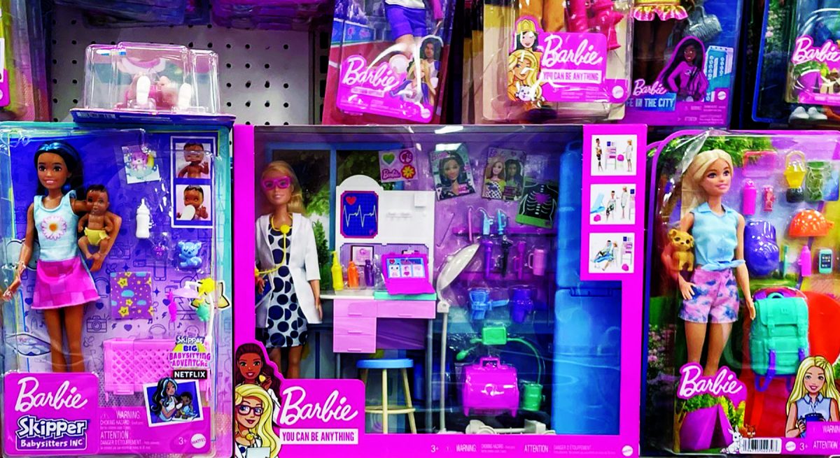Different+variations+of+Barbie+dolls+are+displayed+on+the+shelves+of+Target+in+Glenview.+The+first+Barbie+doll+was+released+in+1959%2C+and+as+its+popularity+has+grown%2C+Mattel+has+released+various+new+dolls.+Photo+by+Lexi+Tarter