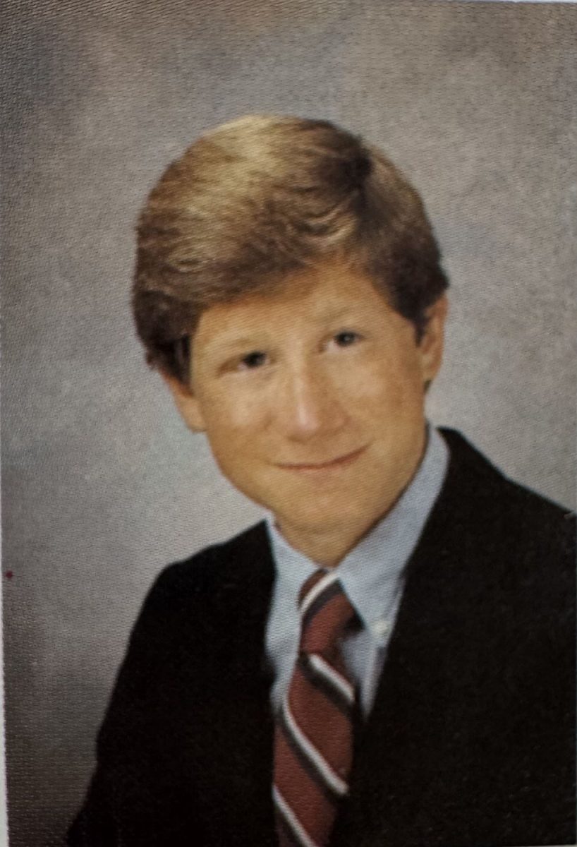 Dave Revsine’s (Class of ‘87) senior photo. During his time at Glenbrook North, Revsine participated in broadcasting, Speech Team, theater and served as vice president of Senior Class Board.