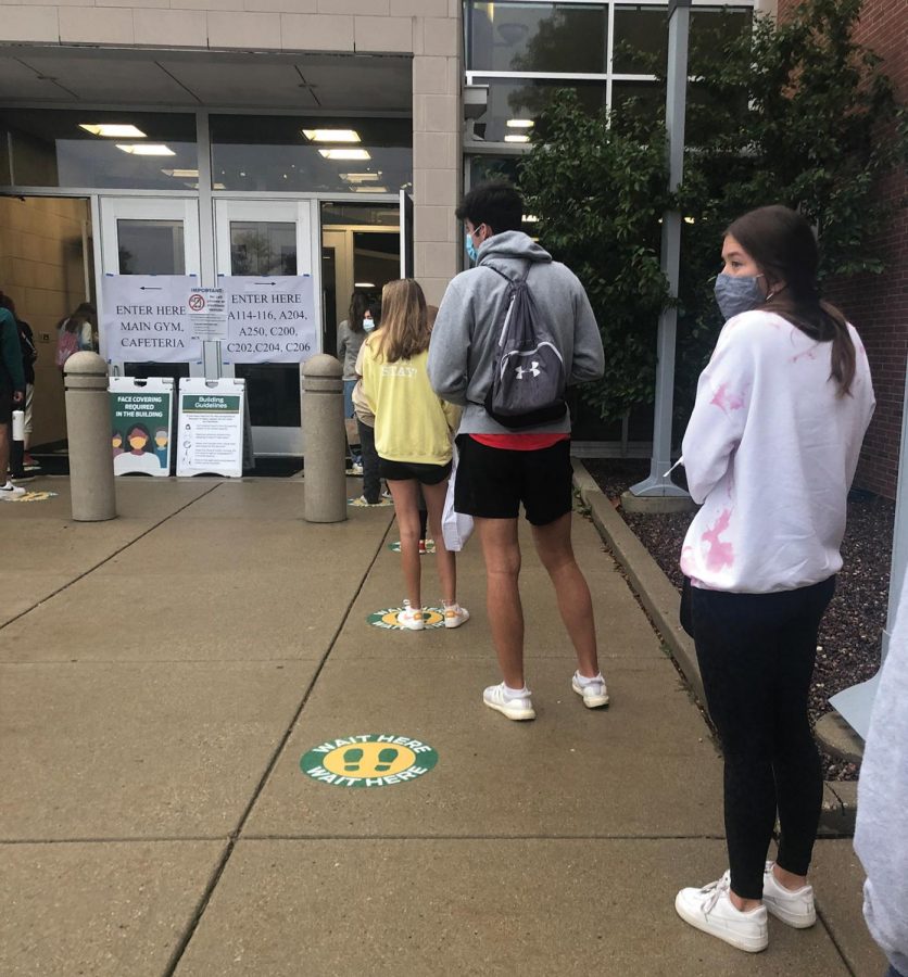 Students line up to take the ACT at Glenbrook North on Sept. 12. In response to the COVID-19 pandemic, GBN held an additional school day ACT on Tuesday Oct. 6. The Oct. 6 ACT was only available for the Class of ‘21. Photo by Rachel Katz.