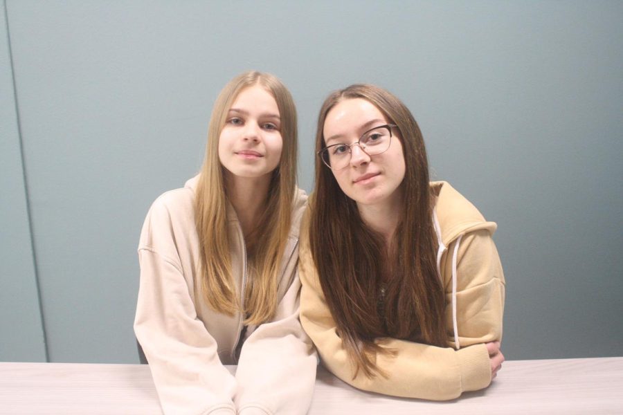 Freshman Andriana Kavchuk (left) and junior Alina Belei fled Ukraine last fall. Belei left with her mom, and Kavchuk stayed in an underground bomb shelter for hours after the first night of the Russian invasion. Photo by Abby Shapiro